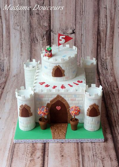 castle cake - Cake by Madame Douceurs