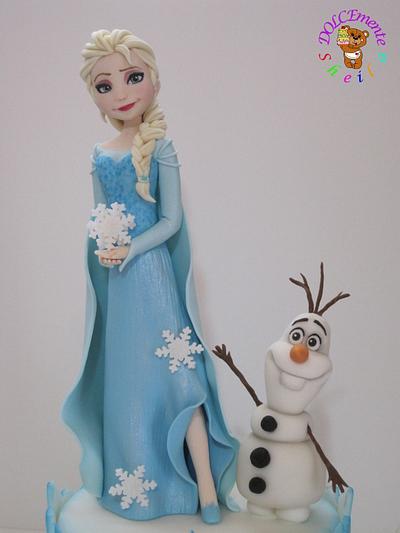 Elsa and Olaf - Cake by Sheila Laura Gallo
