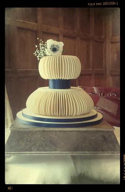 Pastillage wedding cake  - Cake by Craven Cakes 