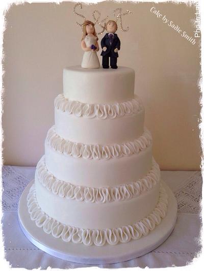 Ruffles wedding cake - Cake by Sadie Smith