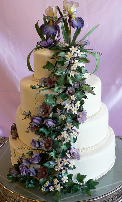 Garden Wedding Cake - Cake by Kendra's Country Bakery