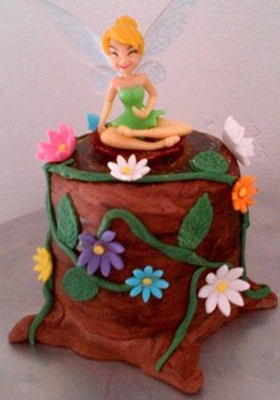 Tinkerbell - Cake by CupCake Garage