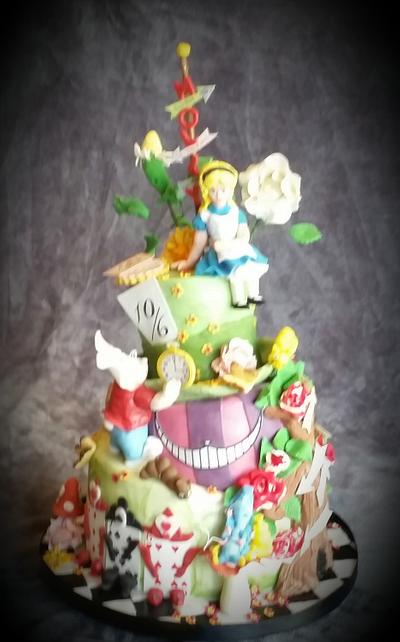 Alice in wonderland  - Cake by Tracey