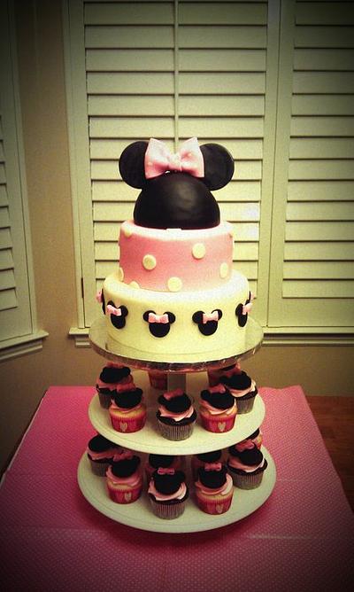 Minnie Mouse Cake and Cupcakes - Cake by Sally Whittaker