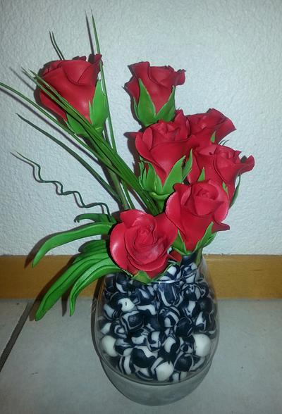Red Rose Bouquet... - Cake by Weys Cakes