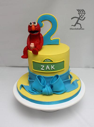 Elmo Cake with edible modelling chocolate Elmo - Cake by Ciccio 