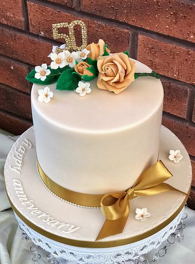 Golden Wedding - Cake by Lorraine Yarnold