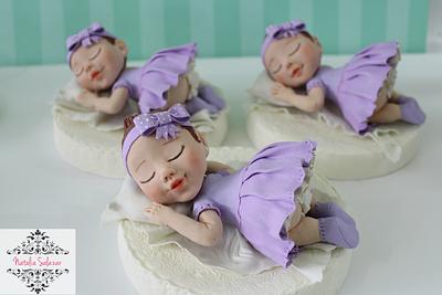 Baby cake topper II - Cake by Natalia Salazar