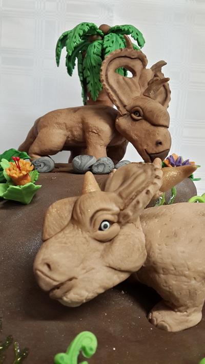 World of  Dinosaurs  - Cake by Tascha's Cakes