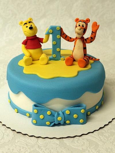 Winnie the pooh and Tigger - Cake by Lina