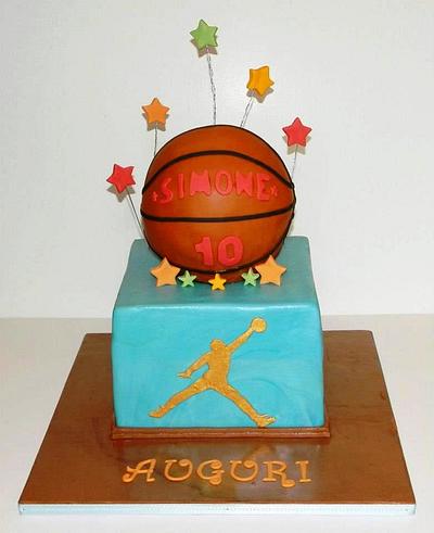 Basketball Birthday Cake - Cake by LaDolceVit
