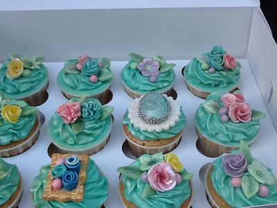 Pretty garden cupcakes - Cake by Gelly Bean 