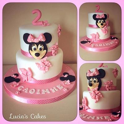 Minnie Mouse  - Cake by luciascakes