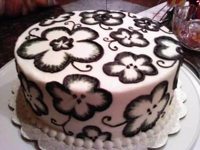 Black and White Floral Cake - Cake by Kristi