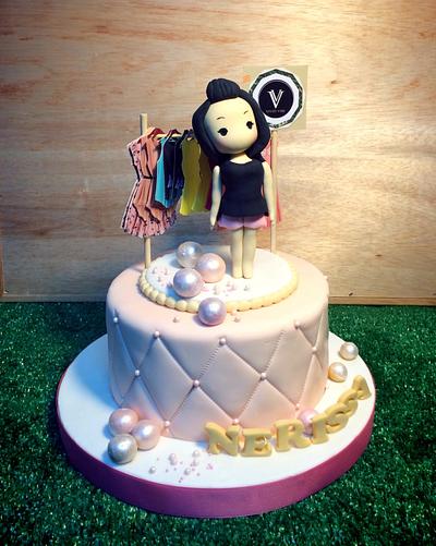 Fashion girl - Cake by Hendry chen