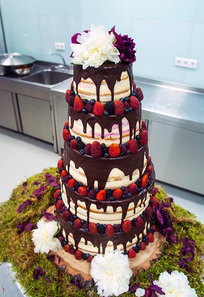 Naked Cake - Cake by Laura Dachman