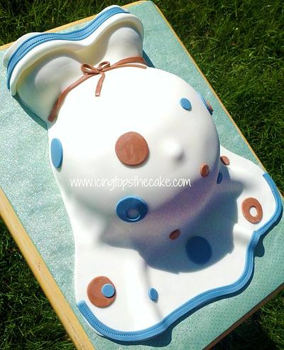 The oh so popular Pregnant Belly Cake - Cake by Icingtopsthecake