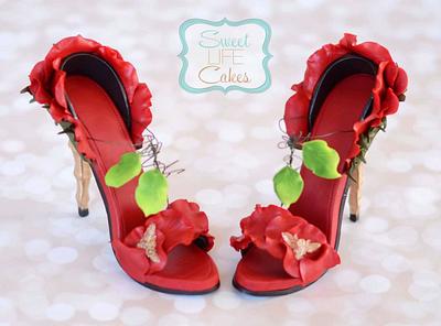 Stop and smell the "shoes?" - Cake by Kellie Grant