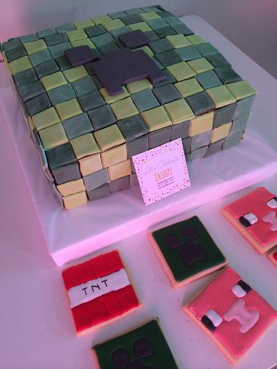Minecraft - Cake by Lasdipe
