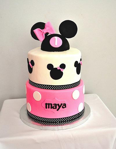 Minnie Mouse cake - Cake by mimi_bakes