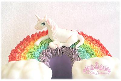 Somewhere over the Rainbow - Cake by Sumaiya Omar - The Cake Duchess 