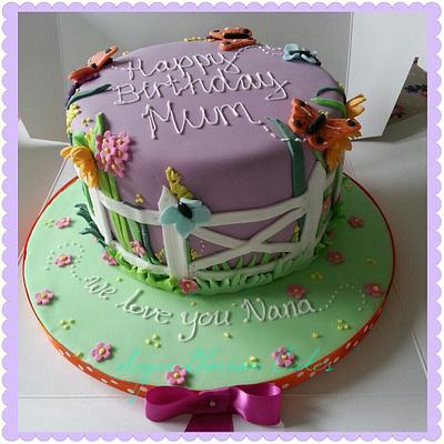 Butterfly garden - Cake by Lauren Smith