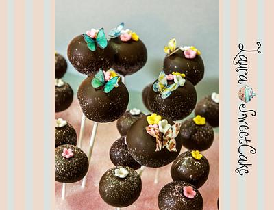 Cake Pops - Cake by Laura Dachman