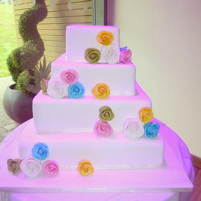 Summer rose wedding cake - Cake by Cakesbycathyuk
