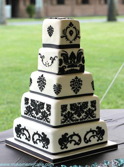 Damask white and black cake - Cake by Eva Salazar 