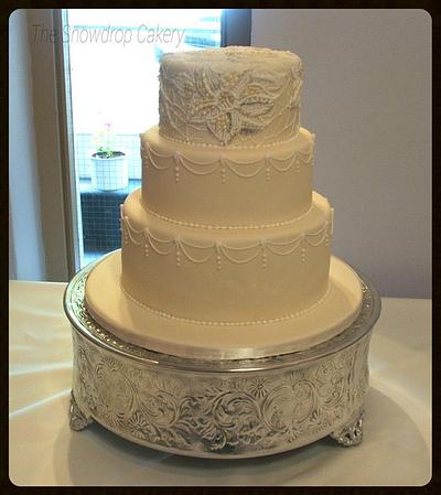 lace and drapes - Cake by The Snowdrop Cakery