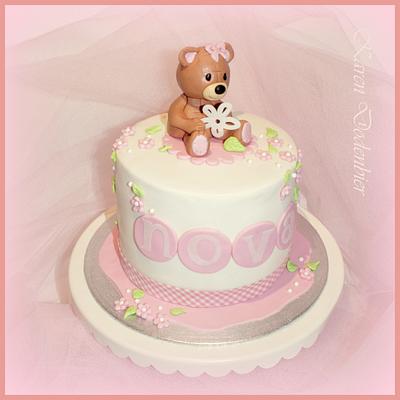 Little Bear for Nova! - Cake by Karen Dodenbier