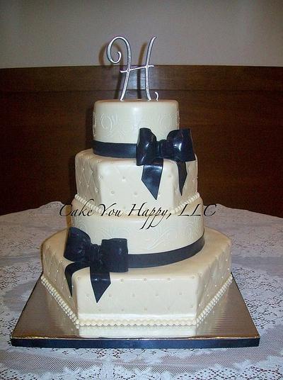 Ivory and Black Wedding - Cake by Cheryl