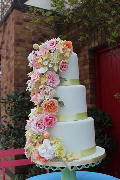 "Frilly Florals" - Cake by Siobhan Buckley