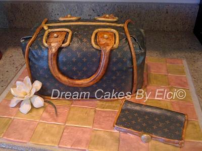 lv purse  - Cake by elci