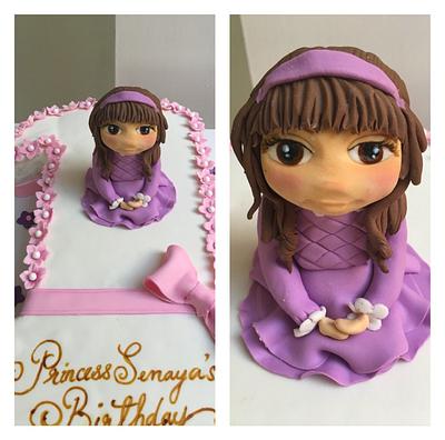 Seated girl - Cake by Savyscakes
