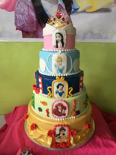 Disney Princesses Cake - Cake by Edel Mendoza