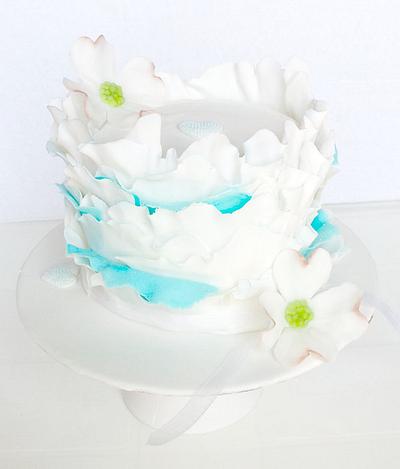 Post-Wedding Frilled Cake - Cake by miettes