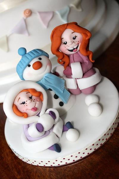 little girls in the snow - Cake by Zoe's Fancy Cakes