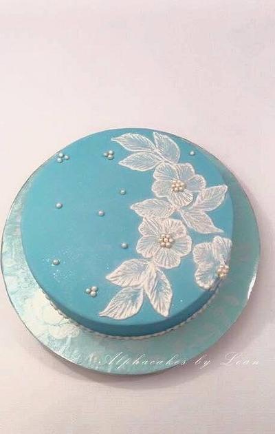 Brush Emboidery Cake - Cake by AlphacakesbyLoan 