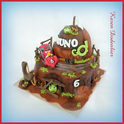 Angry Birds GO! - Cake by Karen Dodenbier