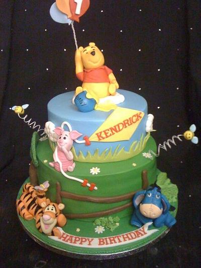 Pooh & friends - Cake by Amber Catering and Cakes