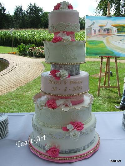 Pink weddingcake - Cake by Taart-Art  Jolanda van Ruiten