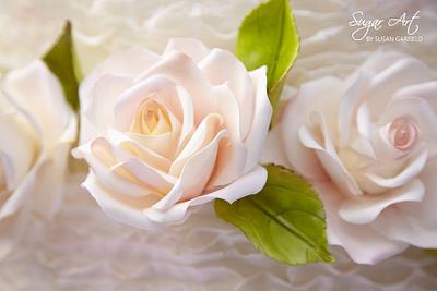 Roses & Ruffles - Cake by Susan