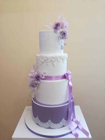 Wedding in white and purple - Cake by KamiSpasova