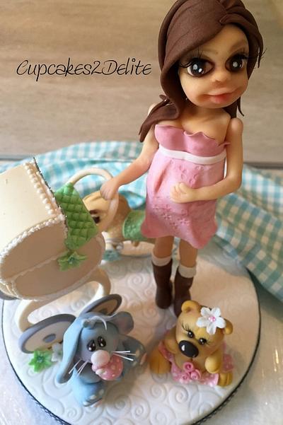 Preggy Lady Cake Topper - Cake by Cupcakes2Delite