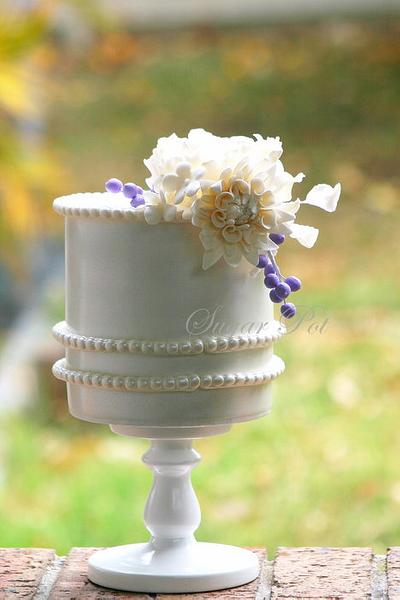 Elegance is the only BEAUTY that never fades…. - Cake by Priya Maclure