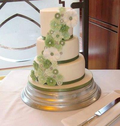 Ruffle Flowers Wedding Cake - Cake by Gill W