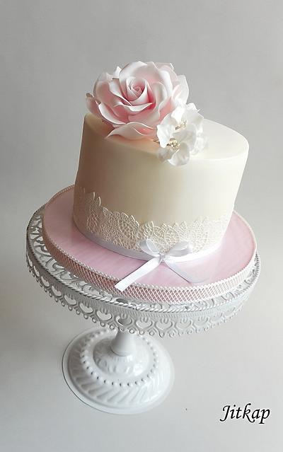 Birthday cake with rose - Cake by Jitkap