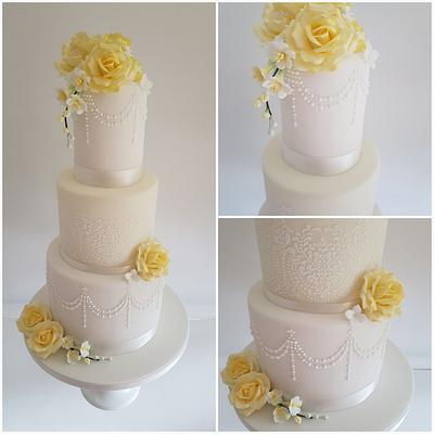 Delicate Vintage Lemon Wedding Cake - Cake by TiersandTiaras
