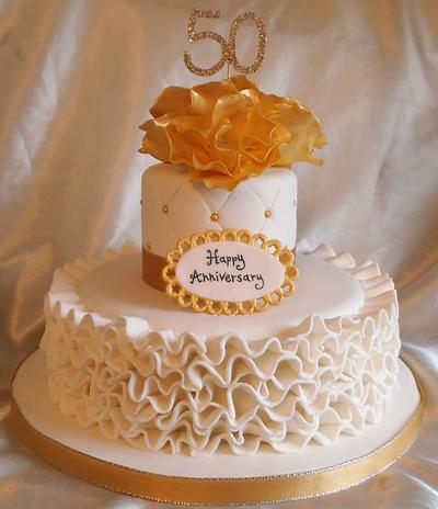 Golden wedding anniversay cake - Cake by Funkycakes